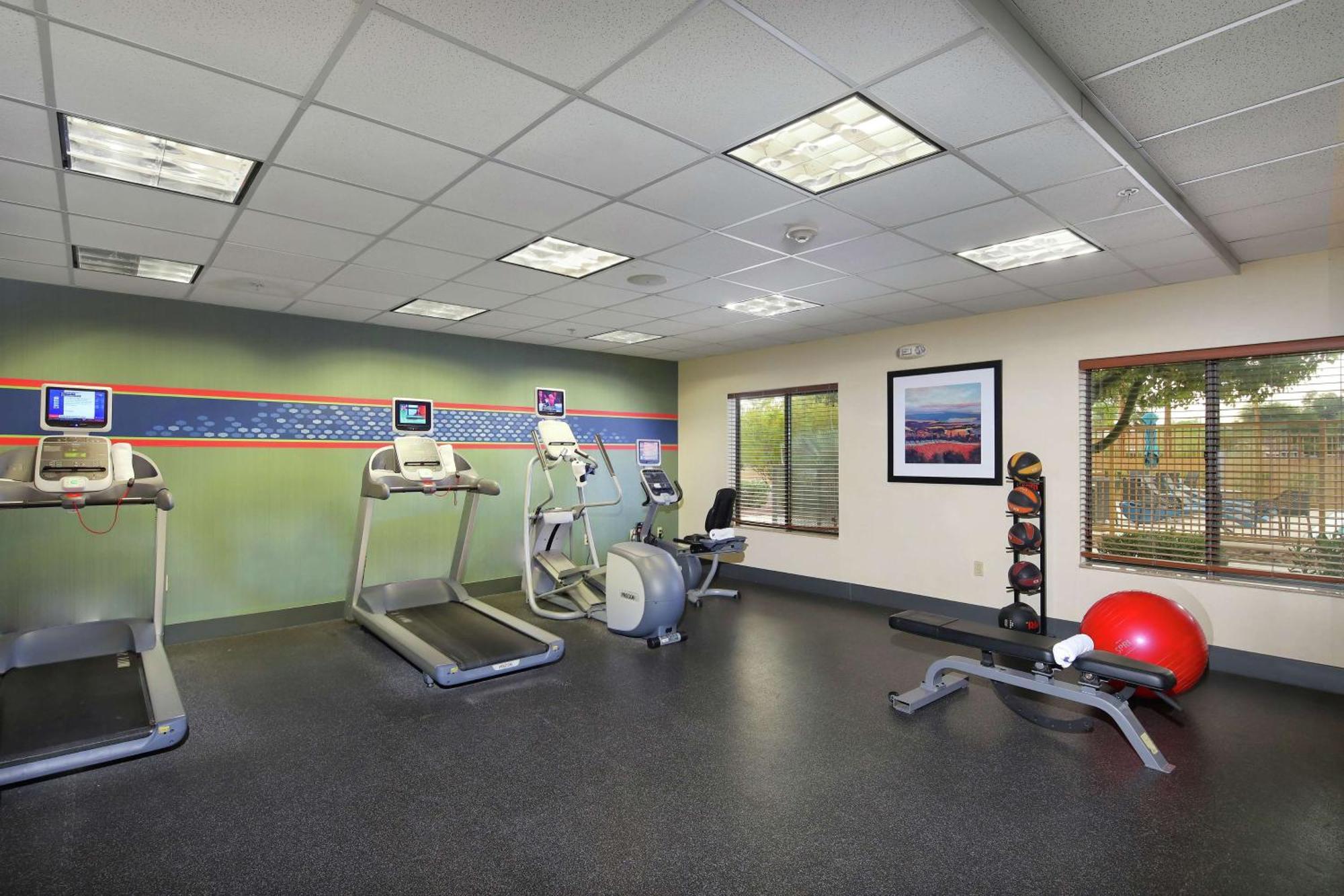 Hampton Inn & Suites Tucson East Bagian luar foto