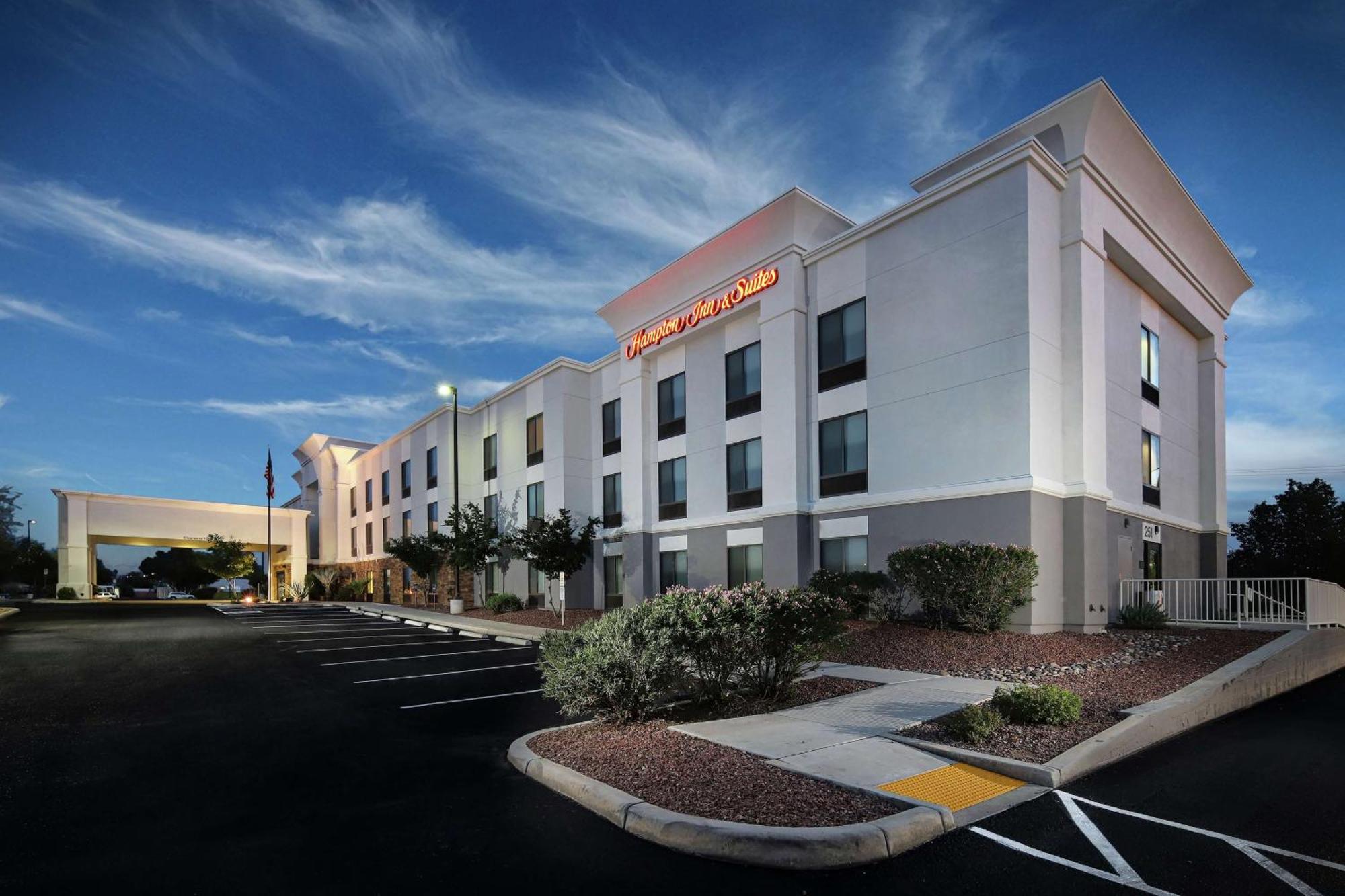 Hampton Inn & Suites Tucson East Bagian luar foto